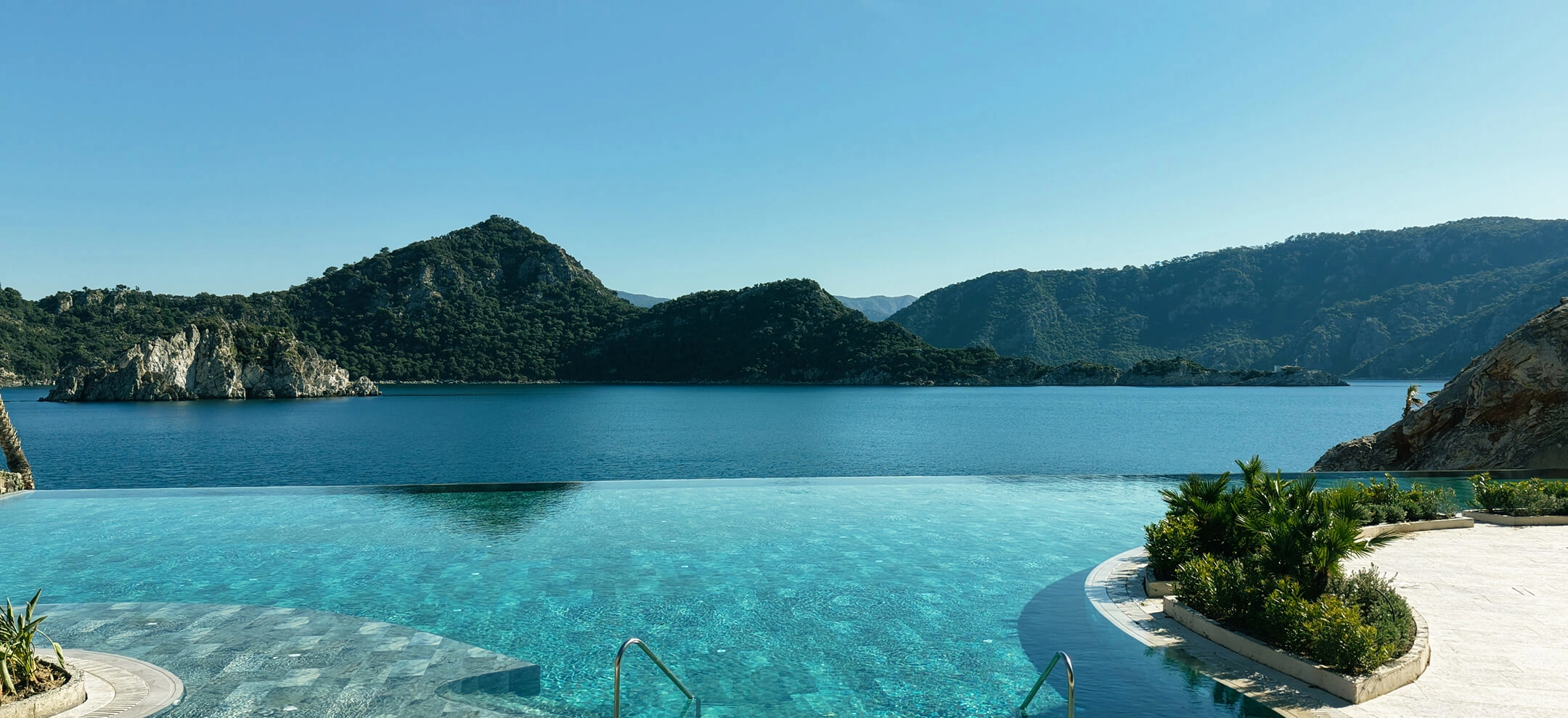 The Noor Hotels Plaj Ve Havuzlar The Pool Banner